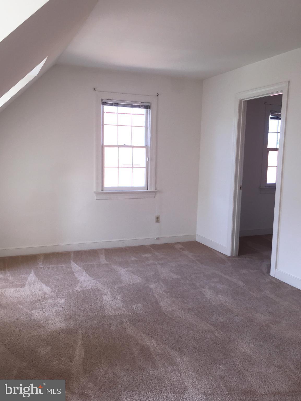 FEDERAL SQUARE - Residential Lease