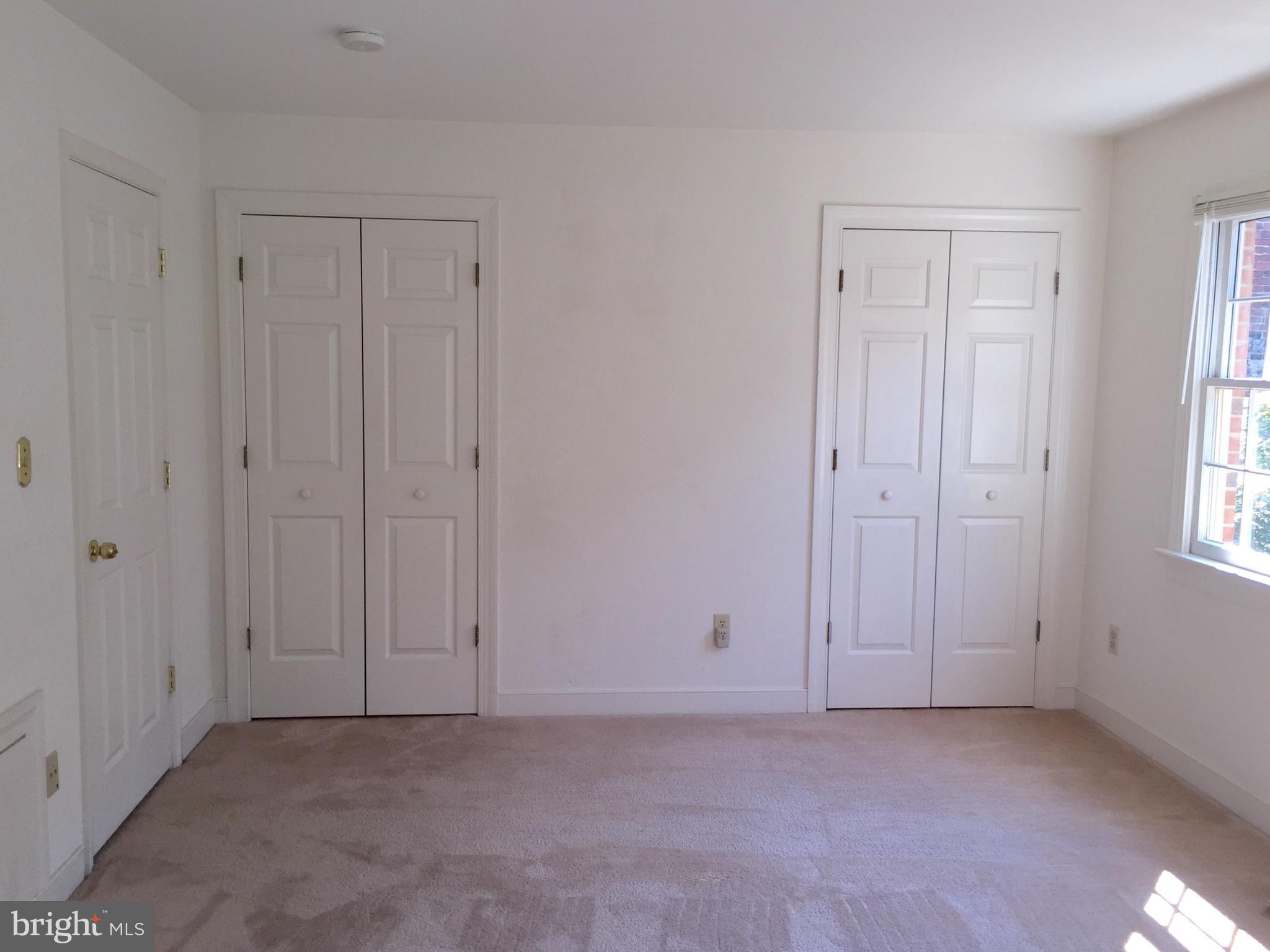 FEDERAL SQUARE - Residential Lease