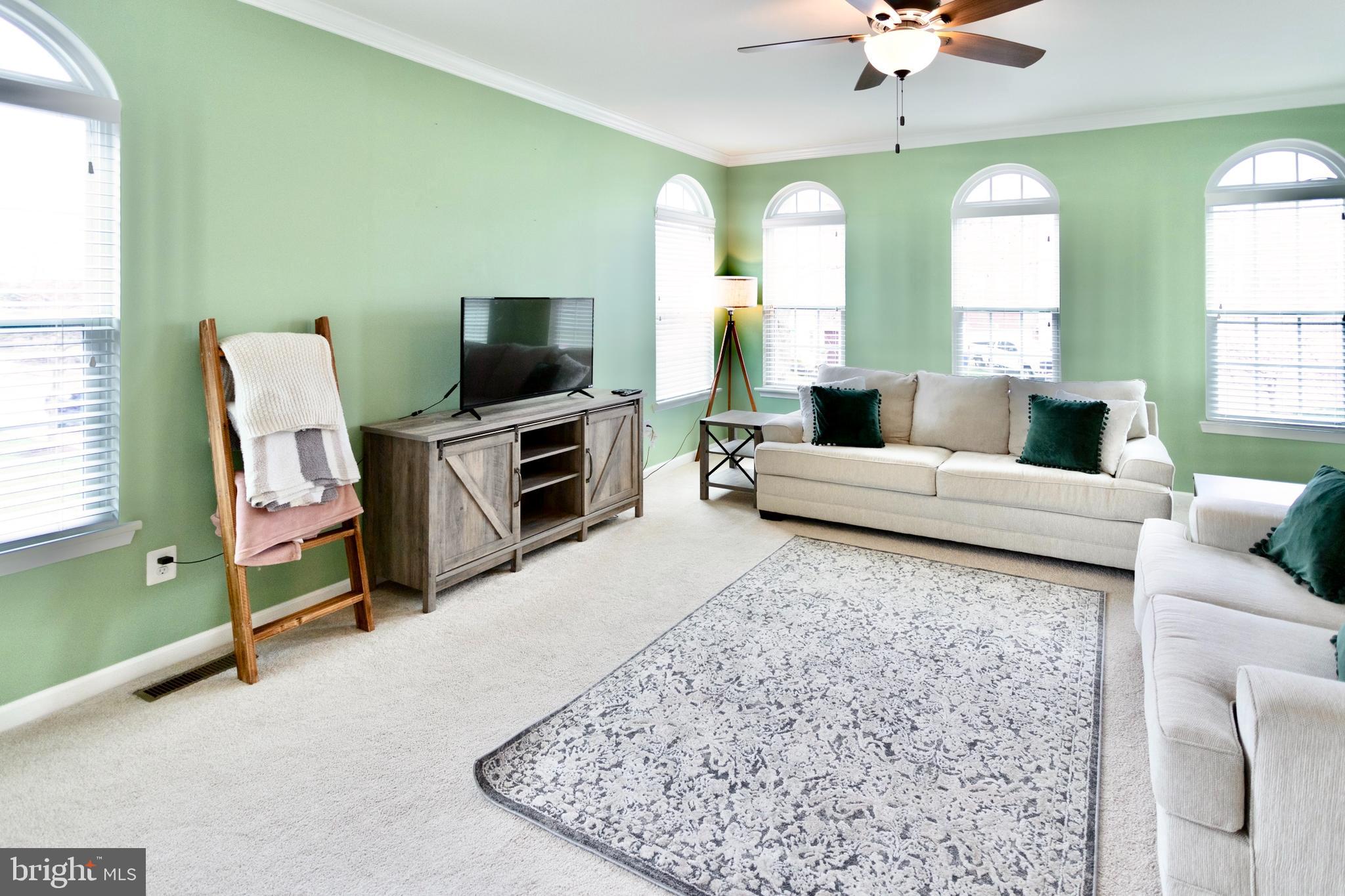 VILLAGES OF WELLINGTON - Residential