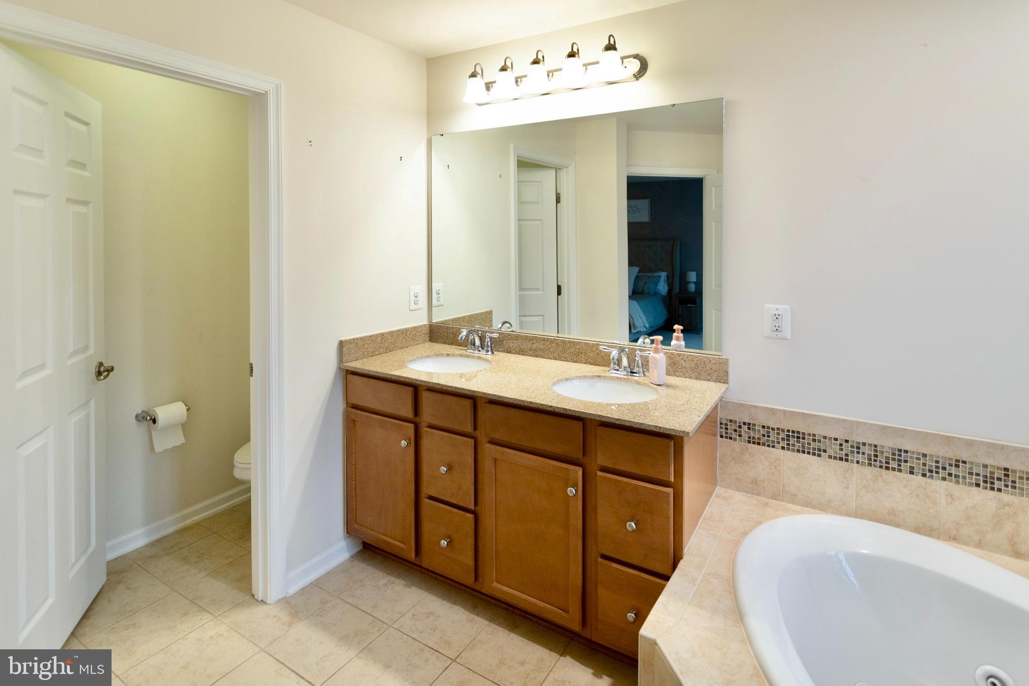 VILLAGES OF WELLINGTON - Residential