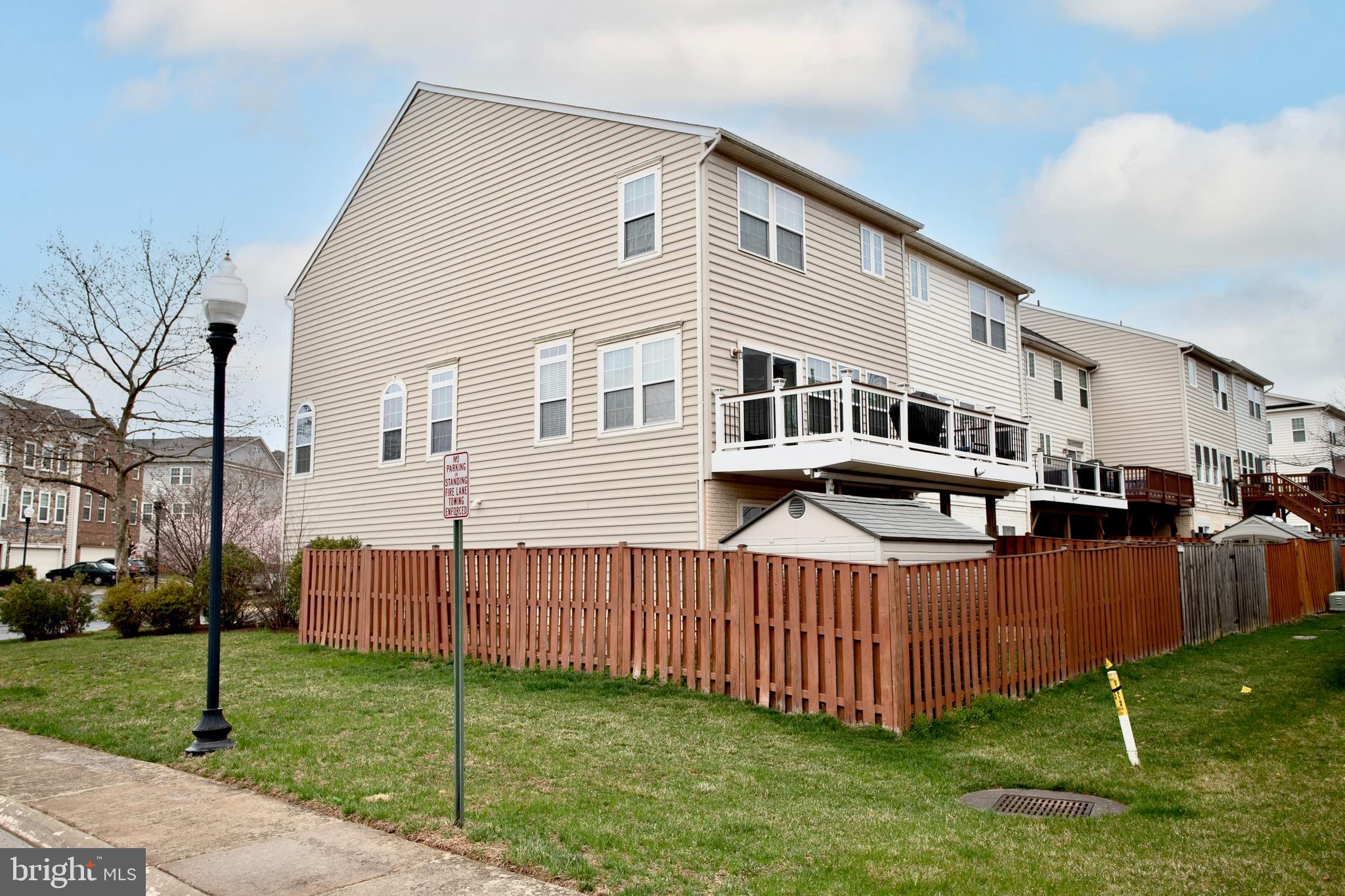 VILLAGES OF WELLINGTON - Residential