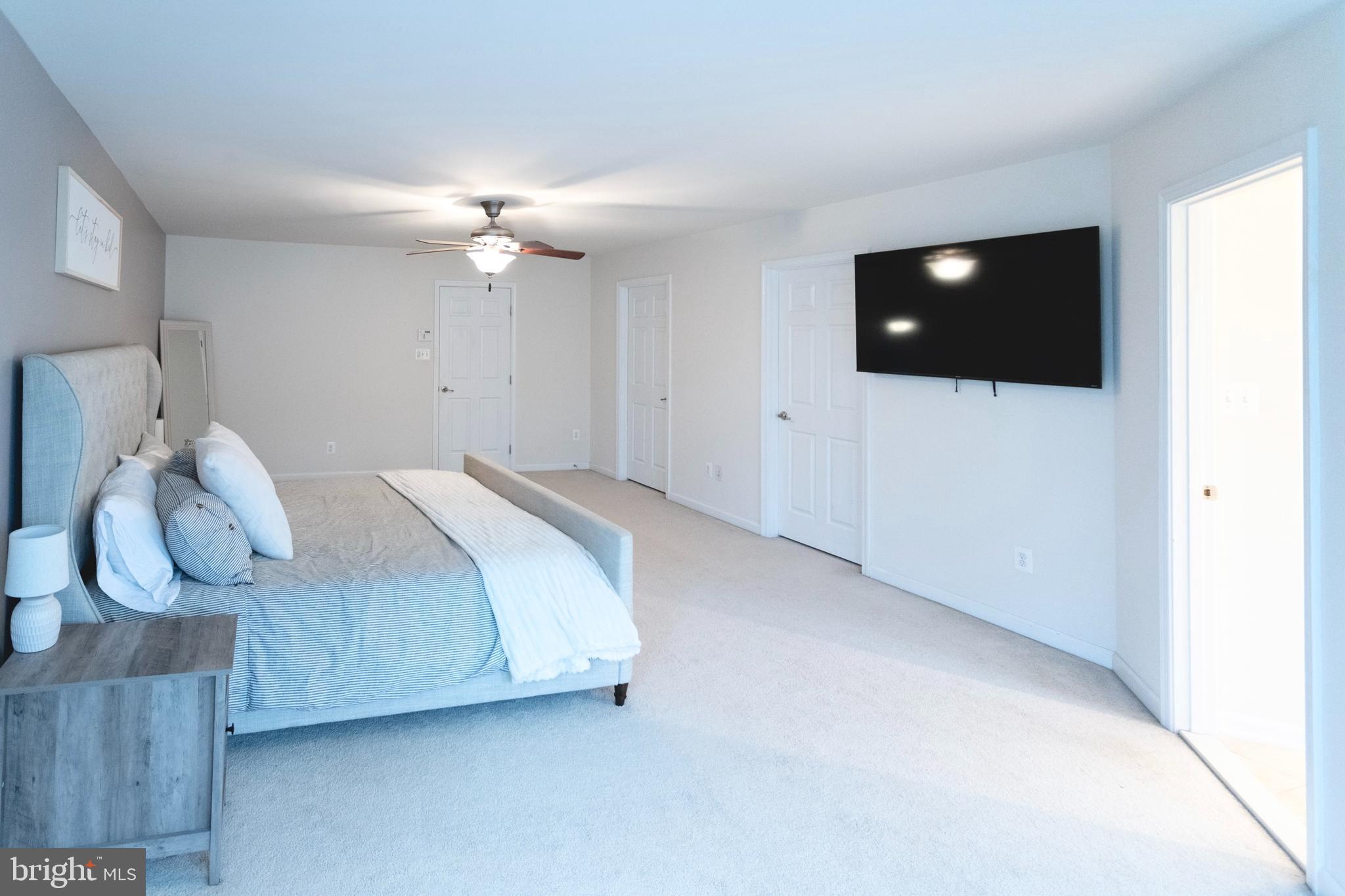 VILLAGES OF WELLINGTON - Residential