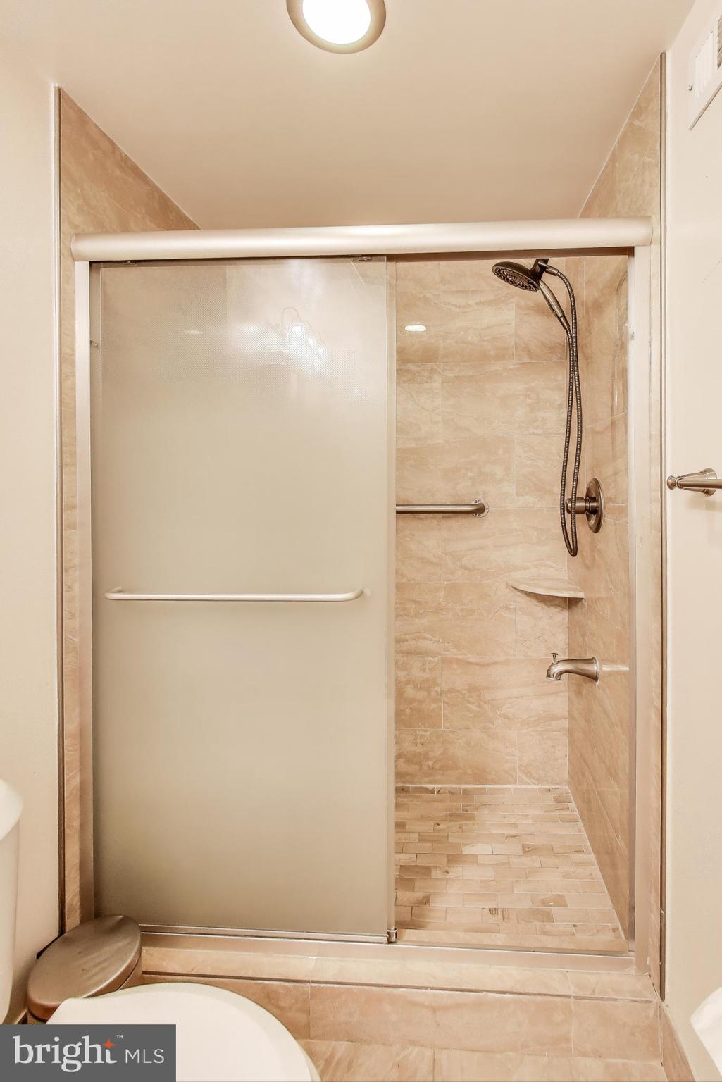 HIGHLAND STONE - Residential