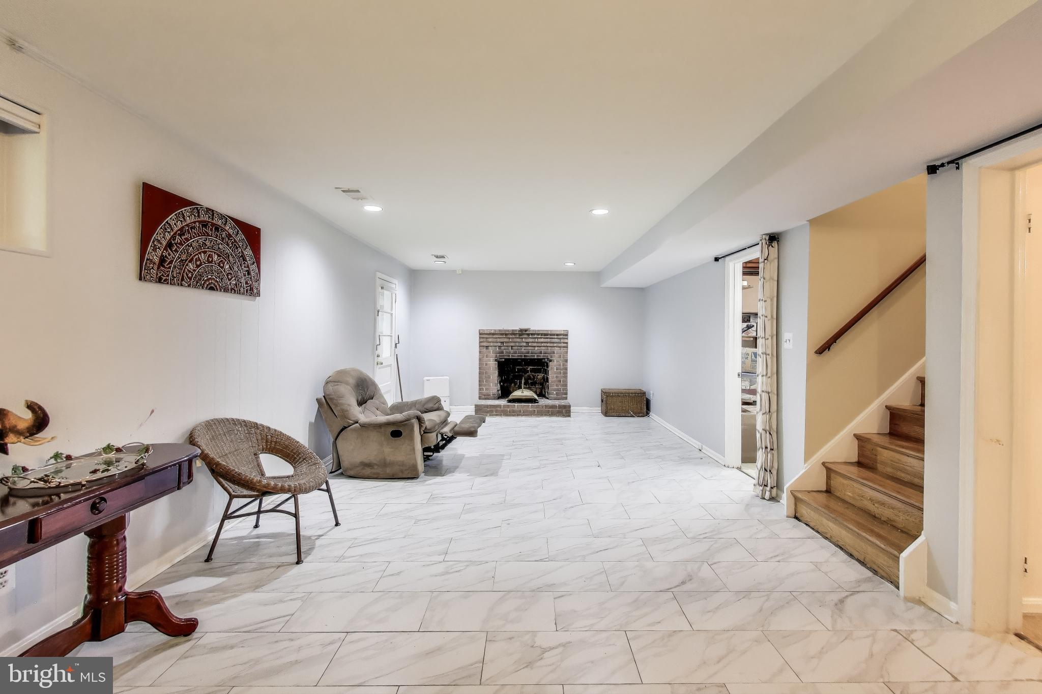 HIGHLAND STONE - Residential