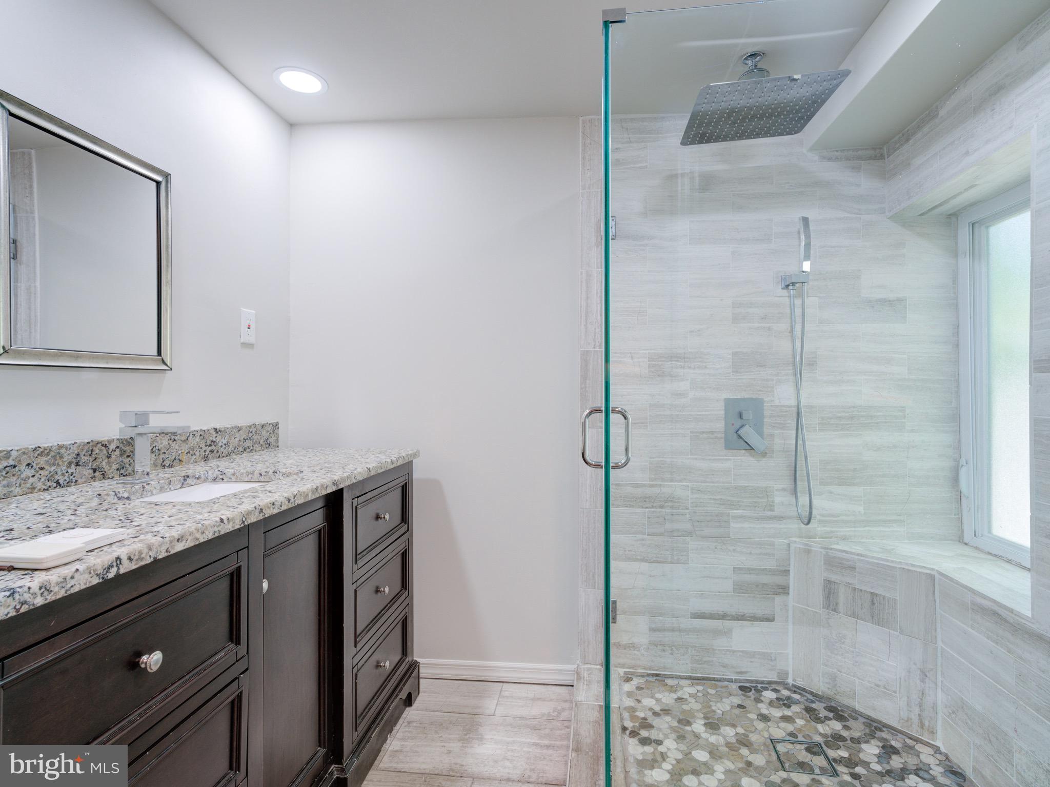 FAIRMOUNT - Residential Lease