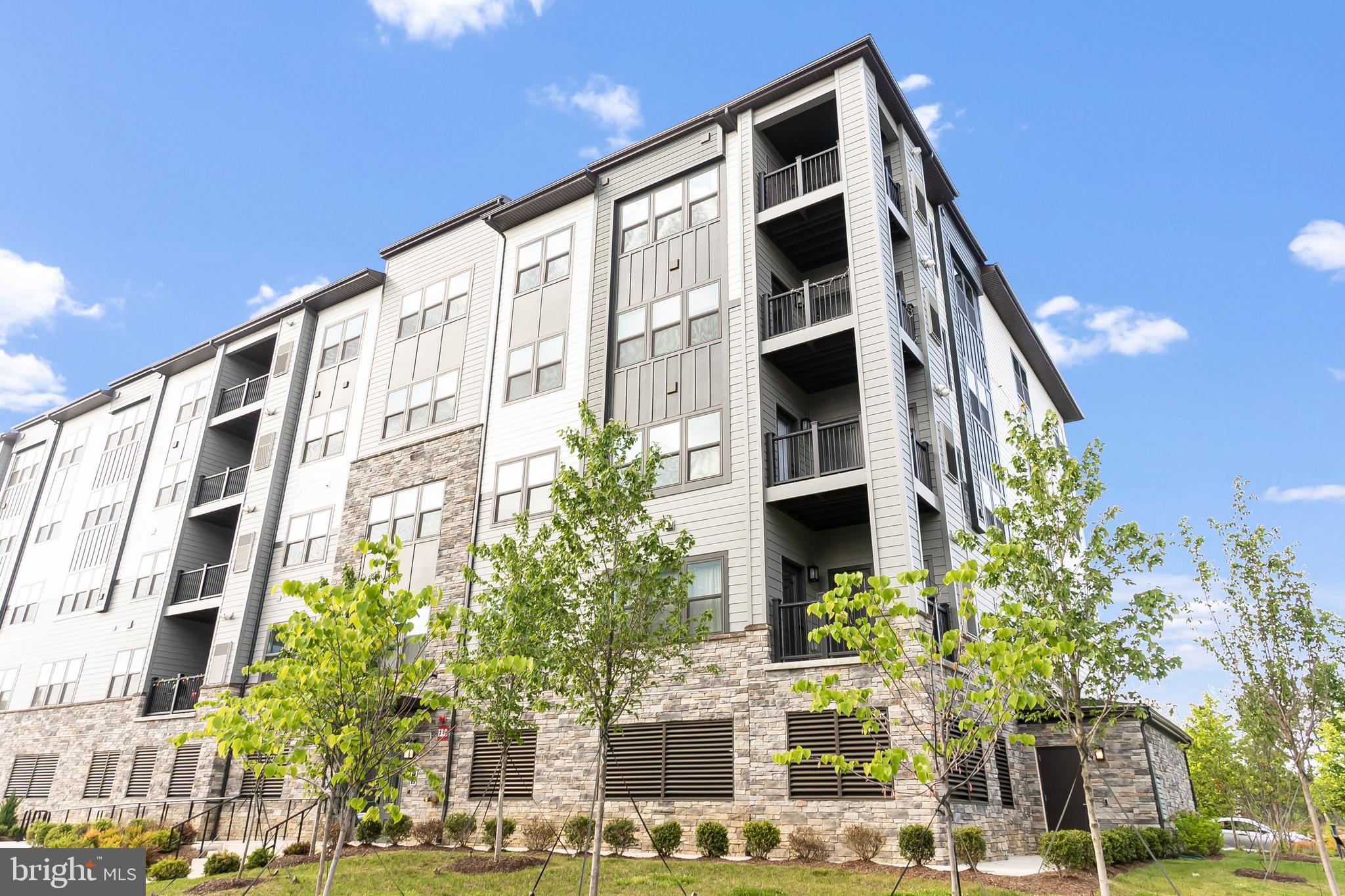 WOODLAND PARK - Residential Lease