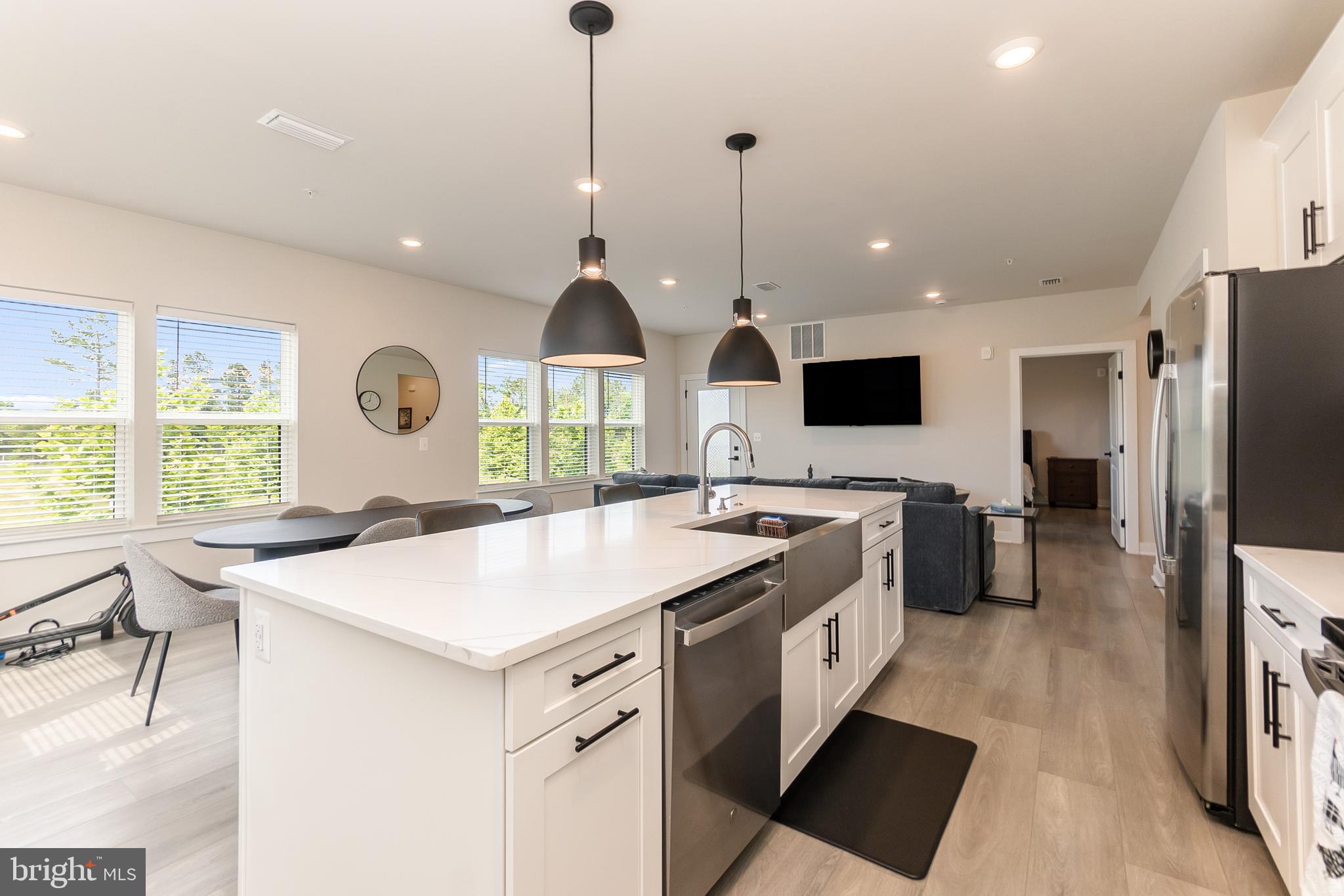 WOODLAND PARK - Residential Lease