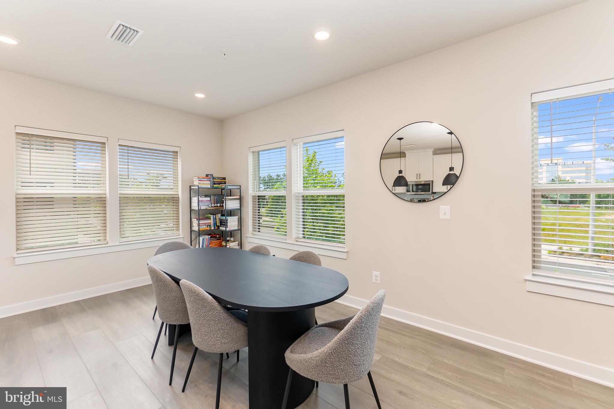 WOODLAND PARK - Residential Lease