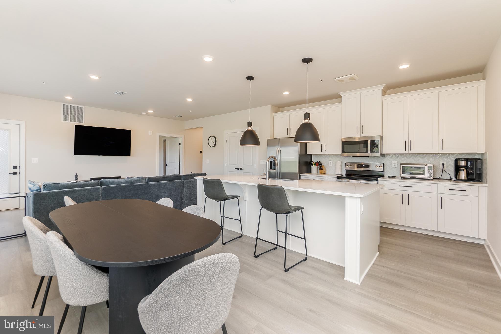 WOODLAND PARK - Residential Lease