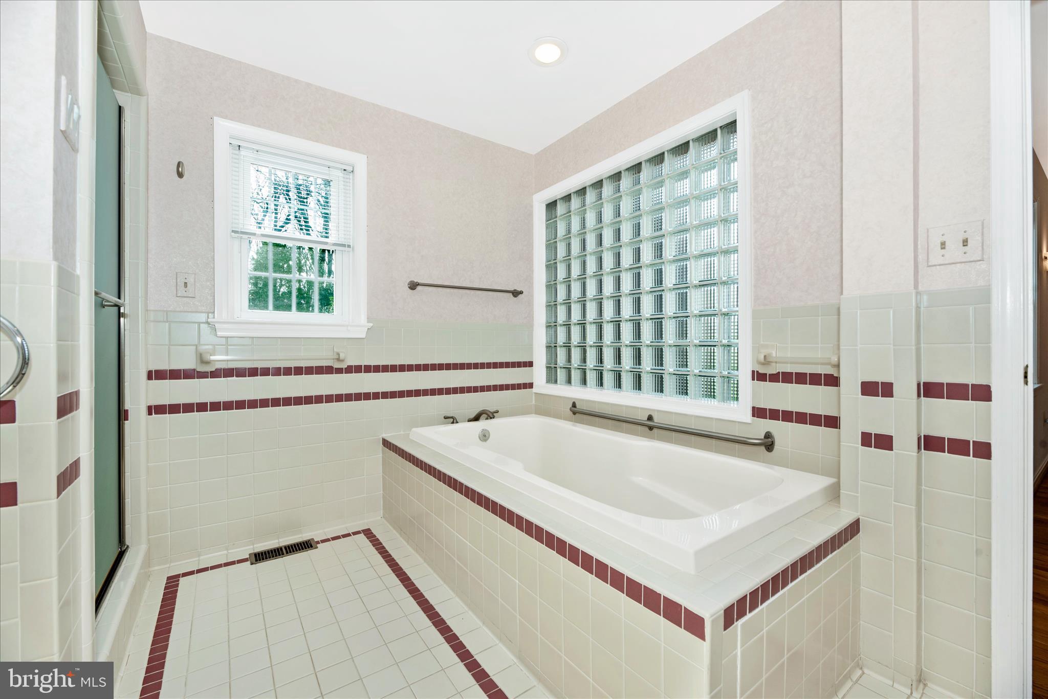 CLOVER HILL - Residential