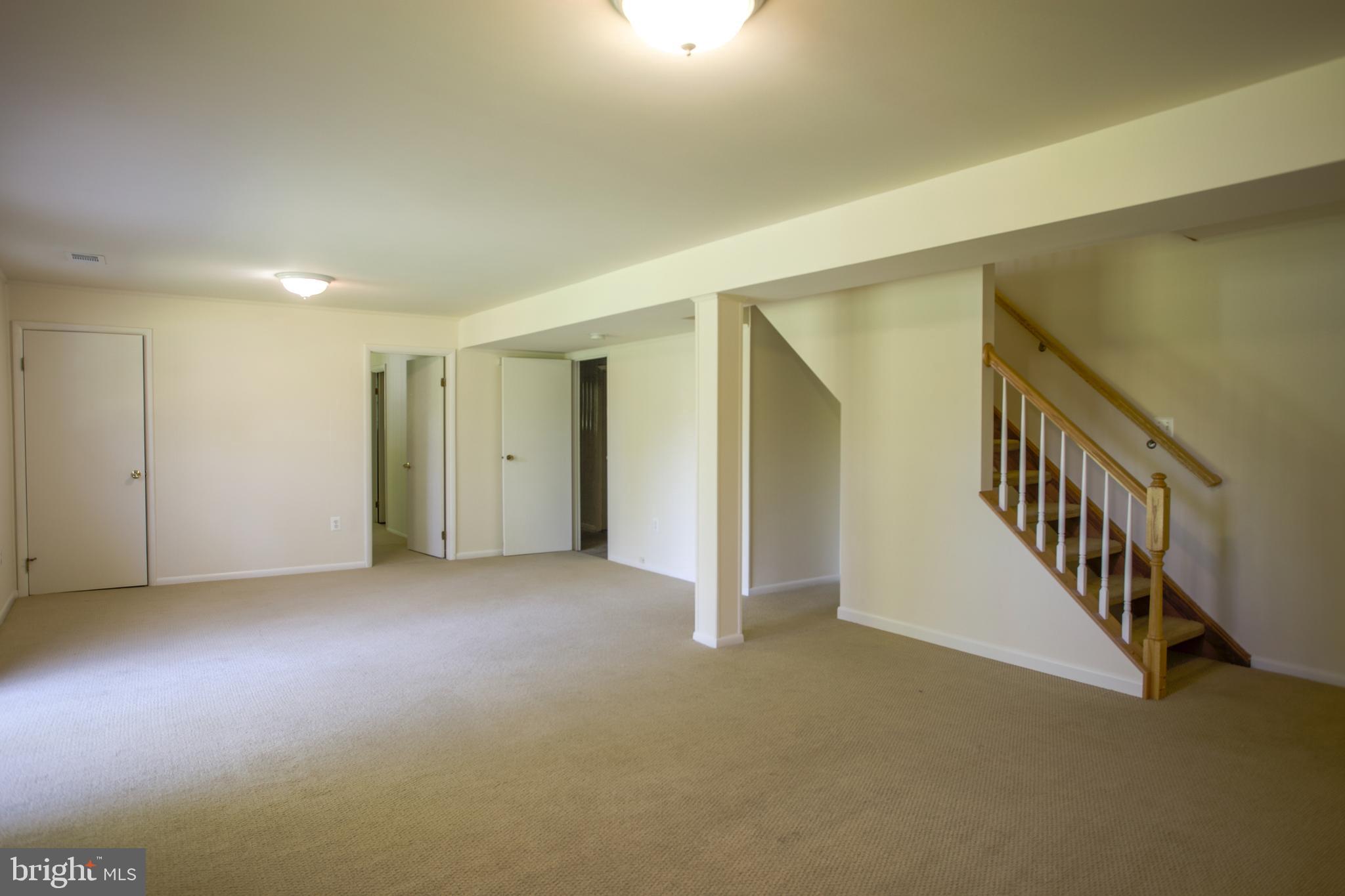 BEL PRE WOODS - Residential Lease