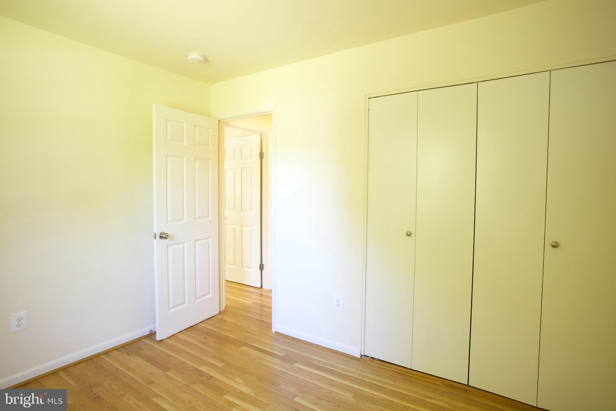 BEL PRE WOODS - Residential Lease