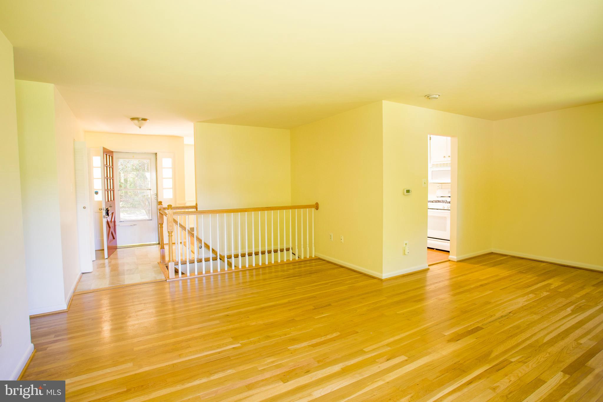 BEL PRE WOODS - Residential Lease