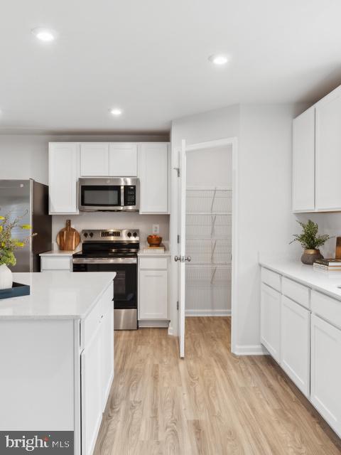 STONE SPRING - Residential