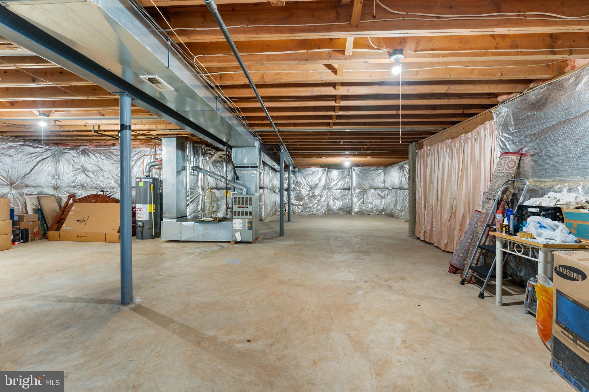 BROOKE MANOR - Residential