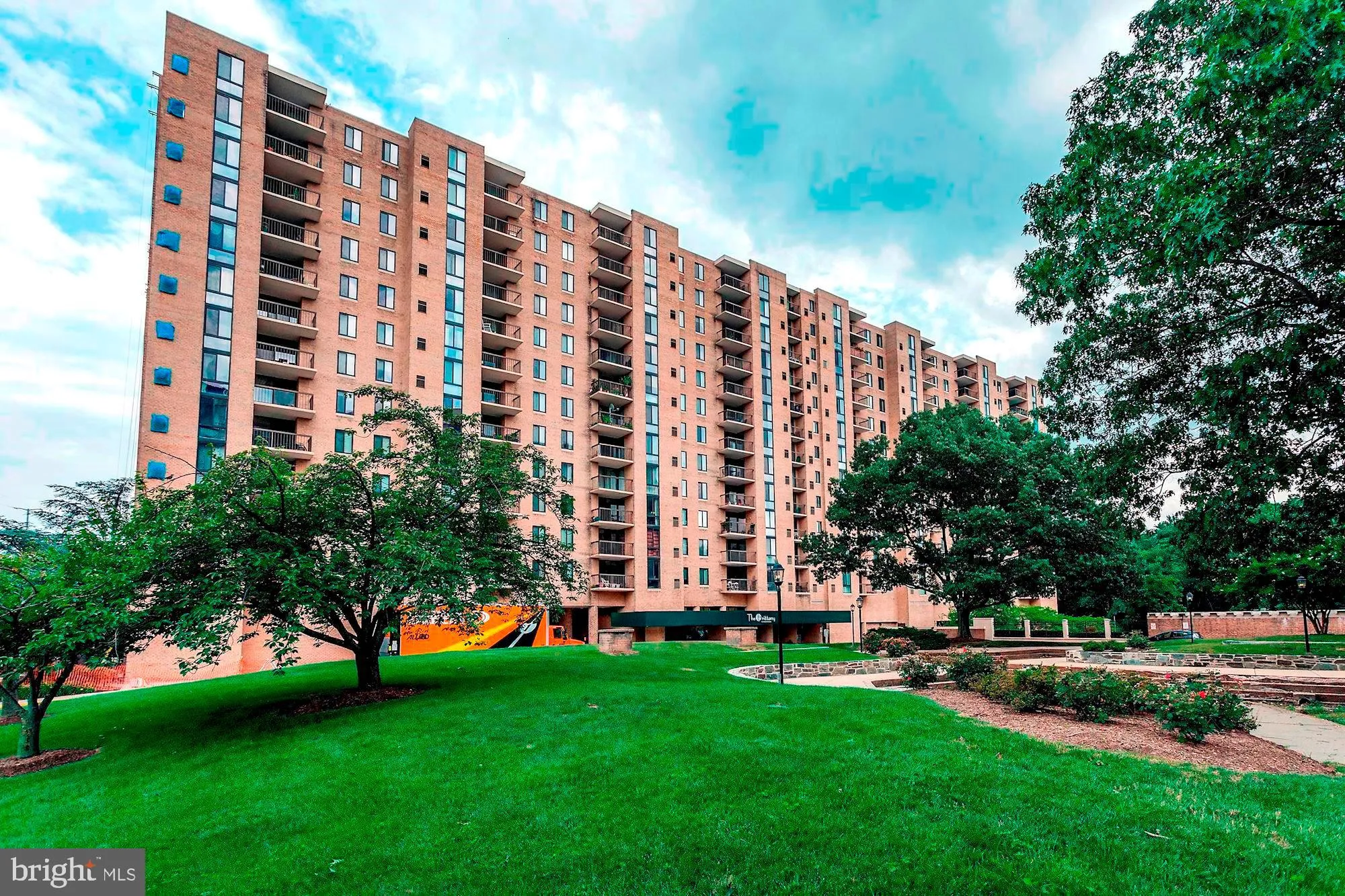 4500 S Four Mile Run Drive Unit 1116, Arlington, VA 22204