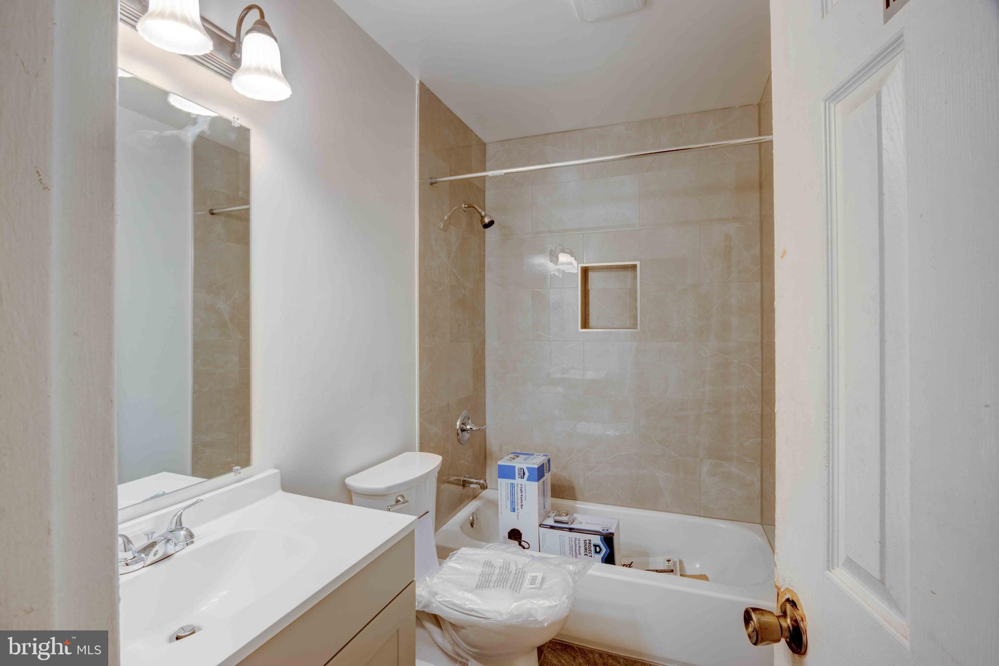 HYNESBORO PARK - Residential