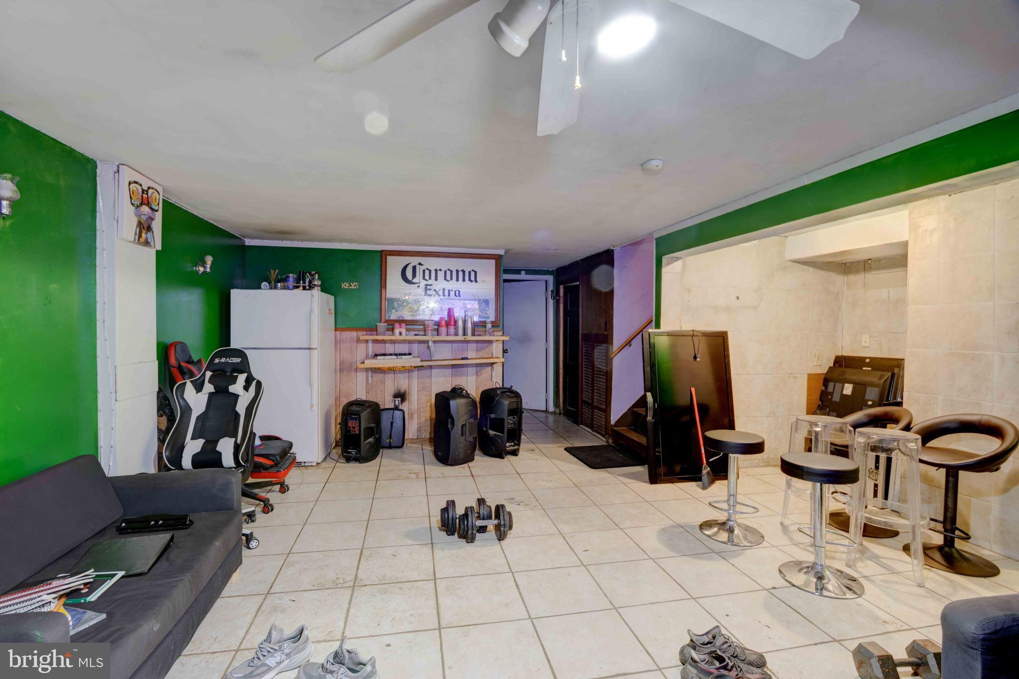 HYNESBORO PARK - Residential