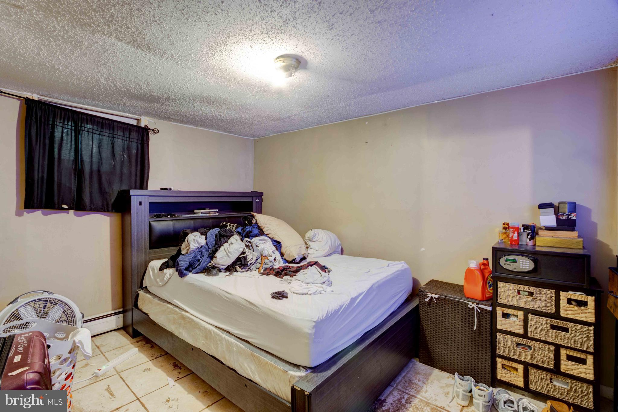 HYNESBORO PARK - Residential