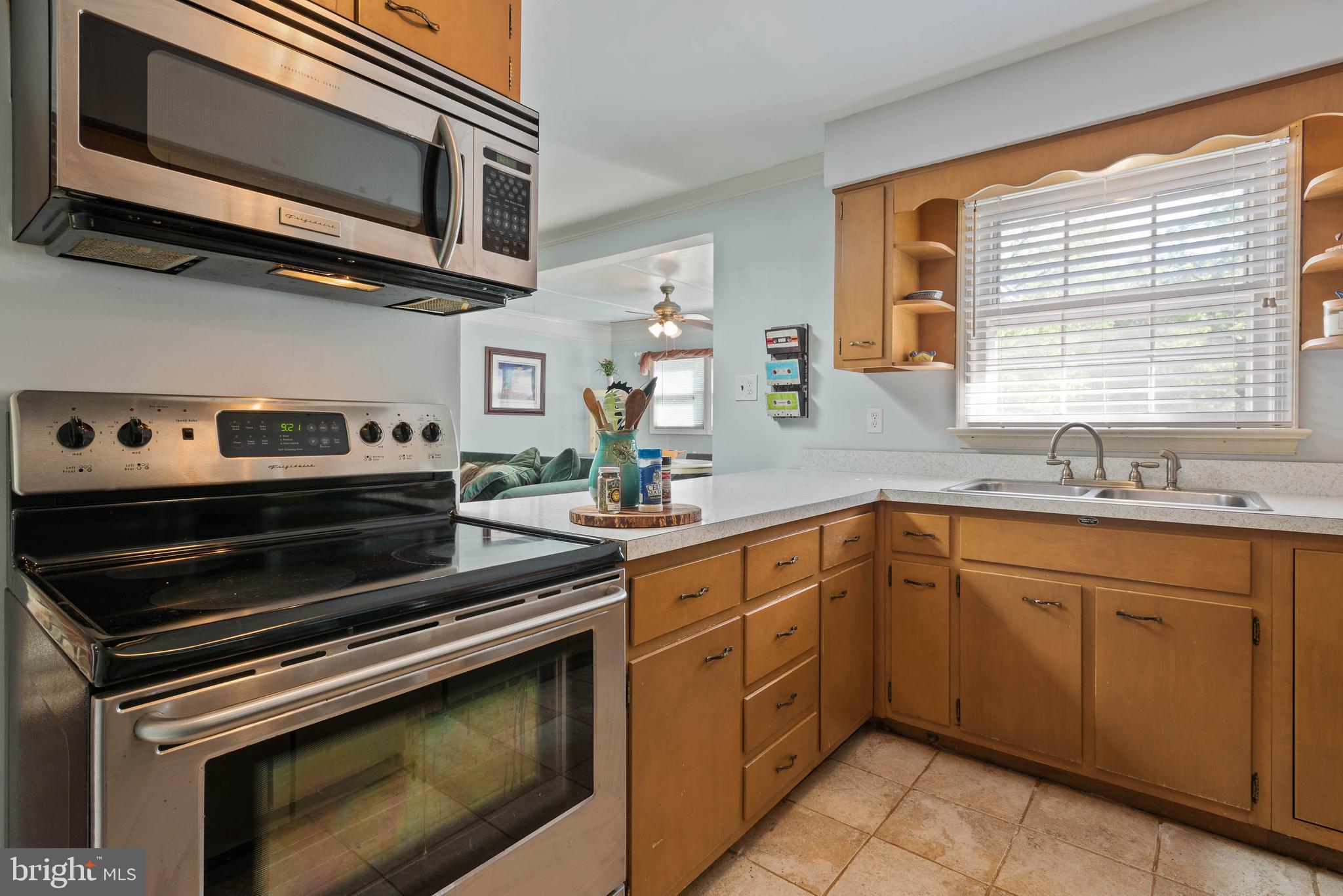 CRESTVIEW ESTATE - Residential