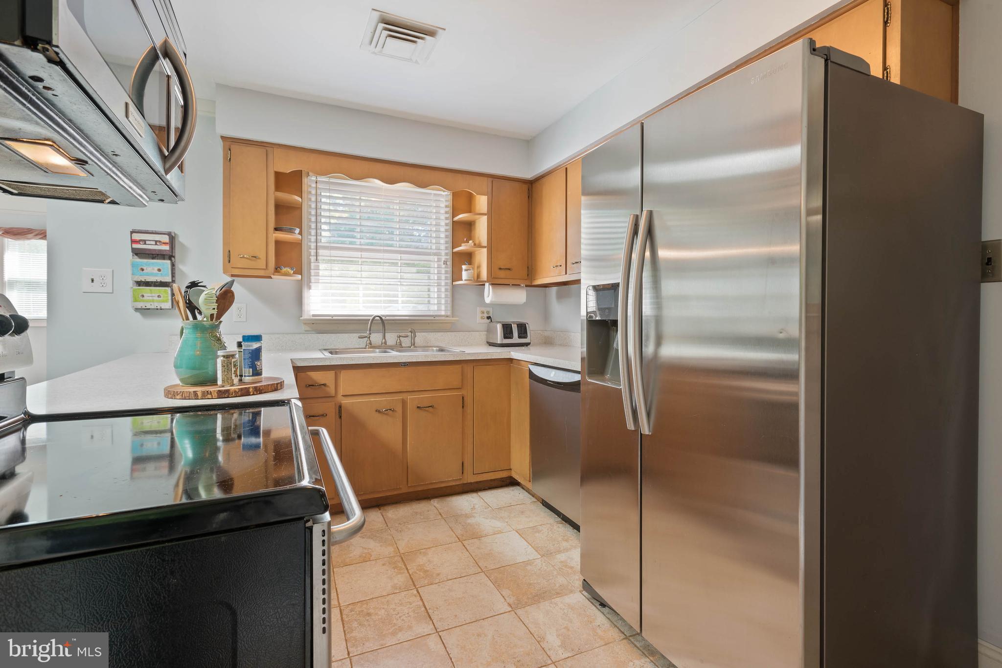 CRESTVIEW ESTATE - Residential
