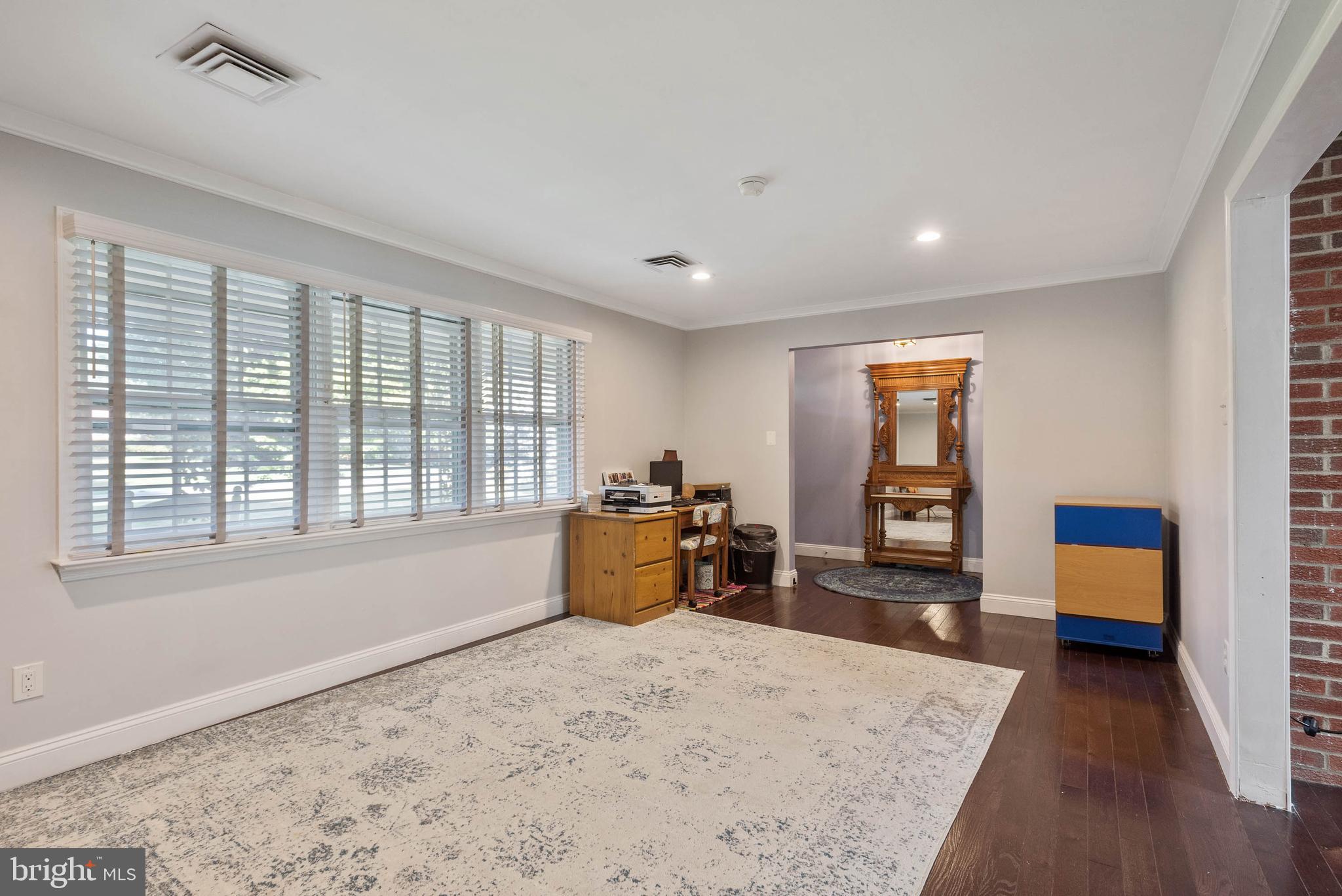 CRESTVIEW ESTATE - Residential