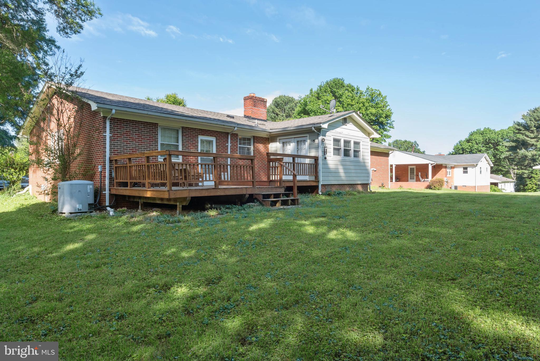 CRESTVIEW ESTATE - Residential
