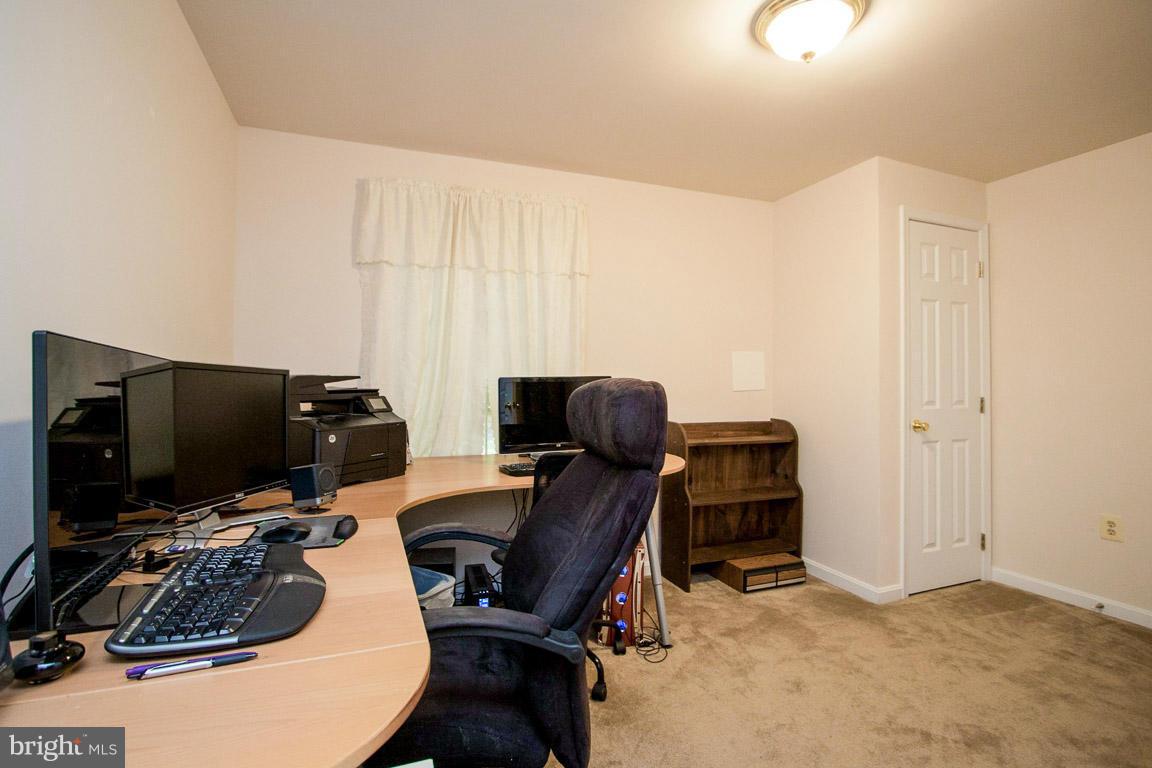 ARGYLE HILLS - Residential