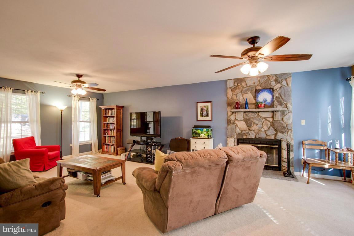 ARGYLE HILLS - Residential