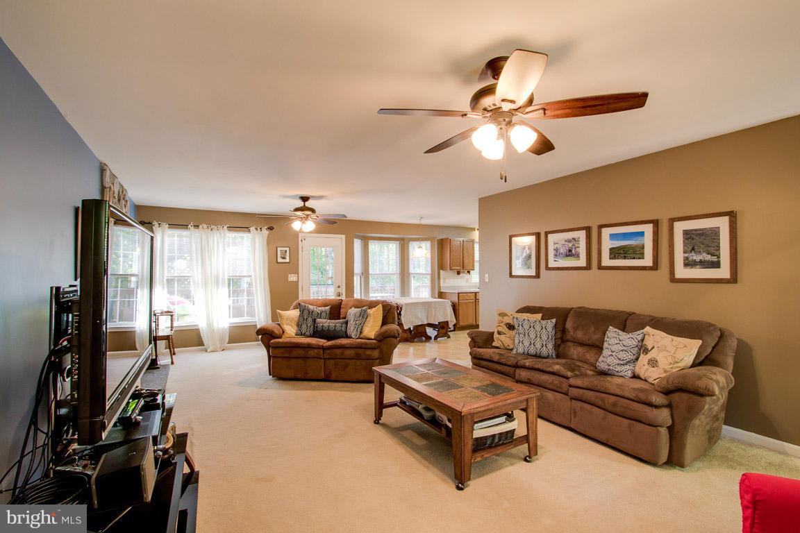 ARGYLE HILLS - Residential