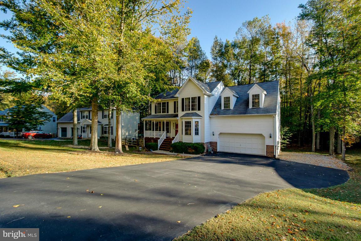 ARGYLE HILLS - Residential