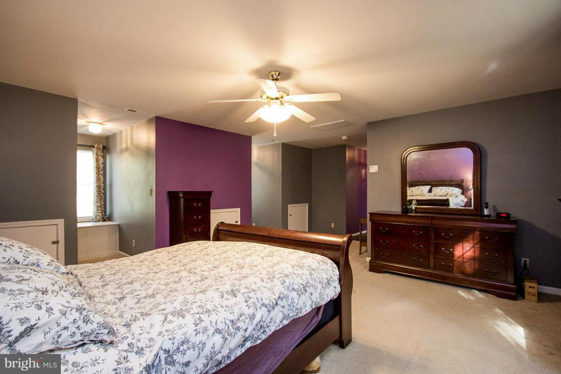 ARGYLE HILLS - Residential