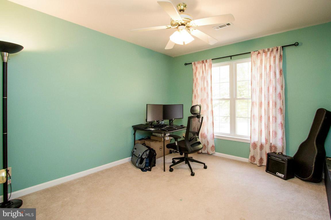 ARGYLE HILLS - Residential