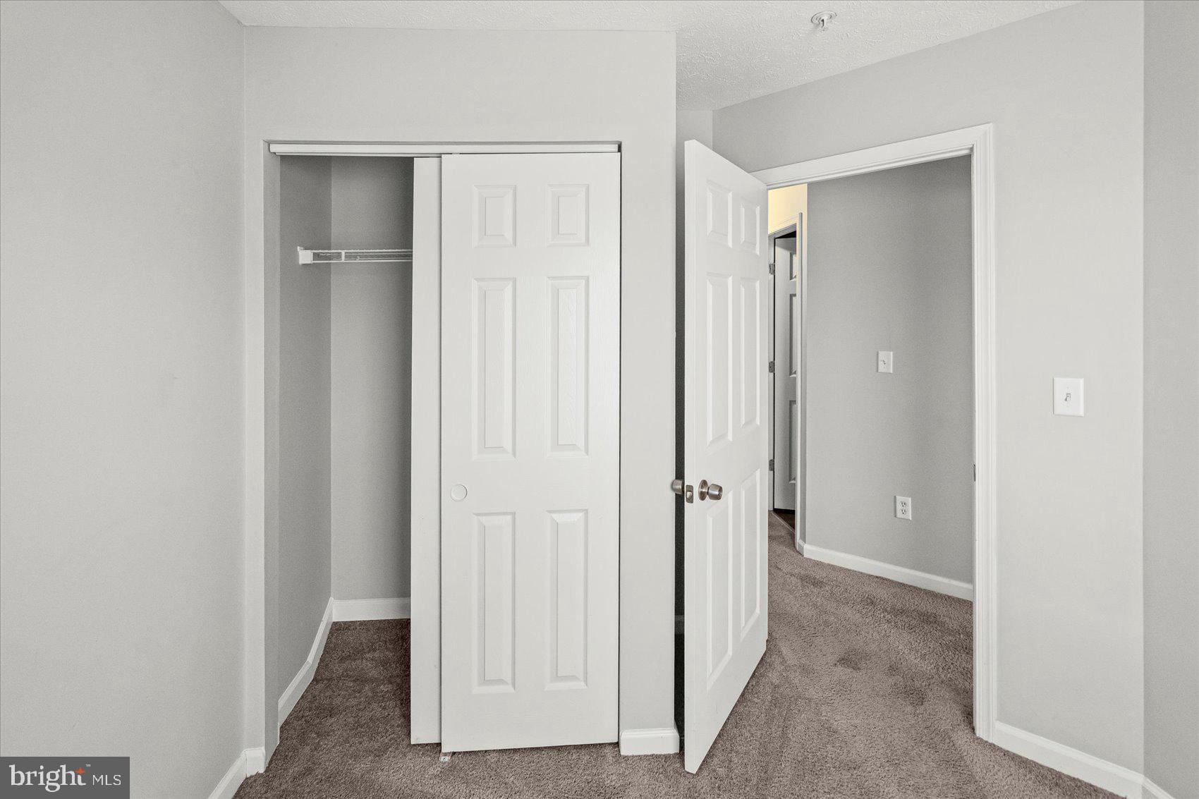 EATON SQUARE - Residential