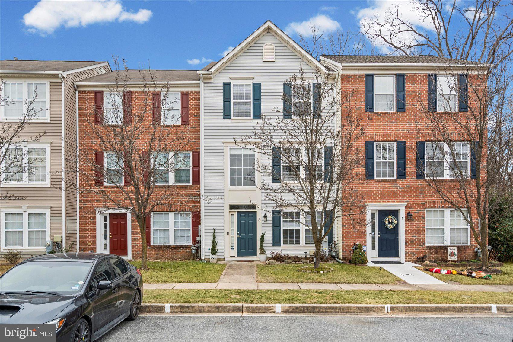 EATON SQUARE - Residential