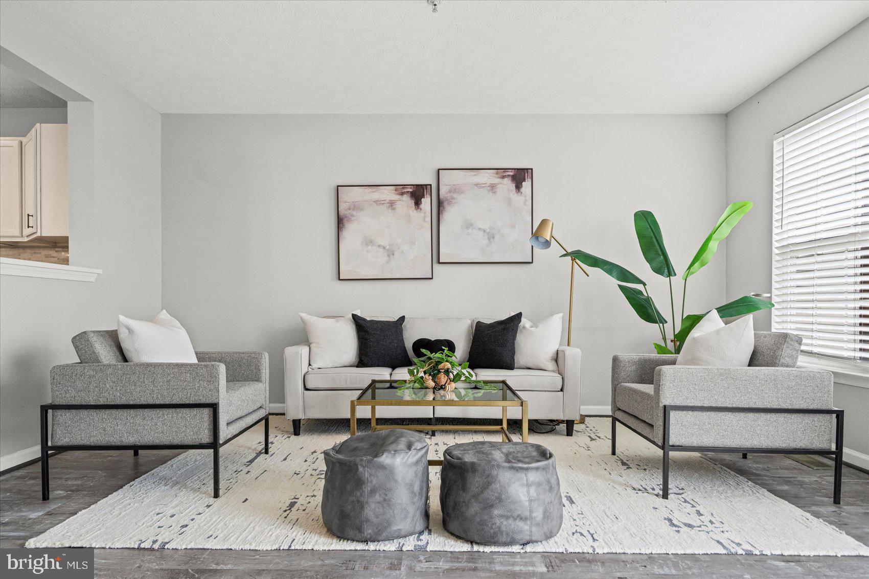 EATON SQUARE - Residential