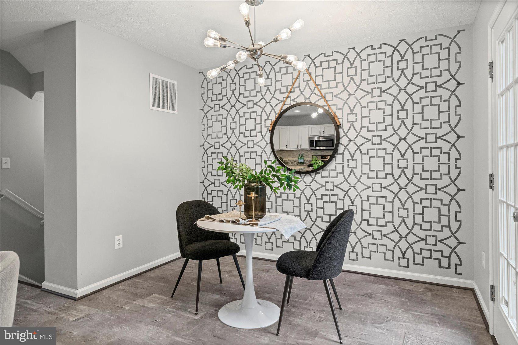 EATON SQUARE - Residential