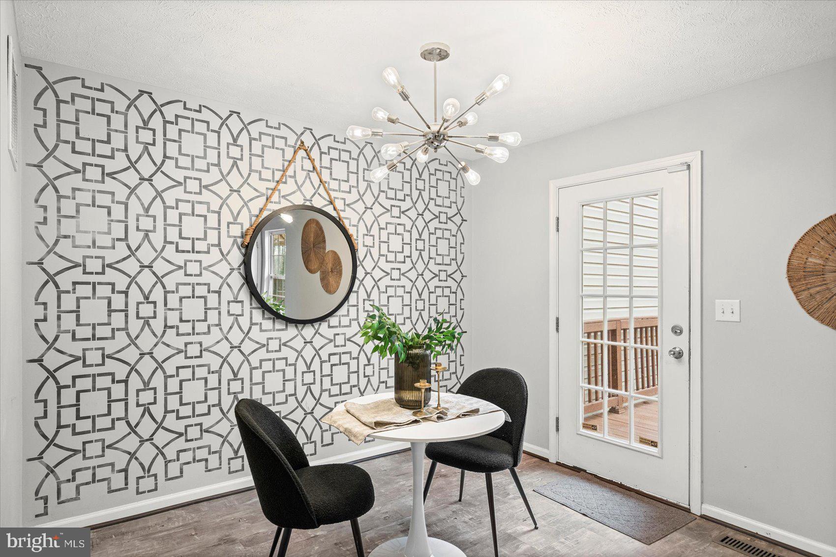 EATON SQUARE - Residential