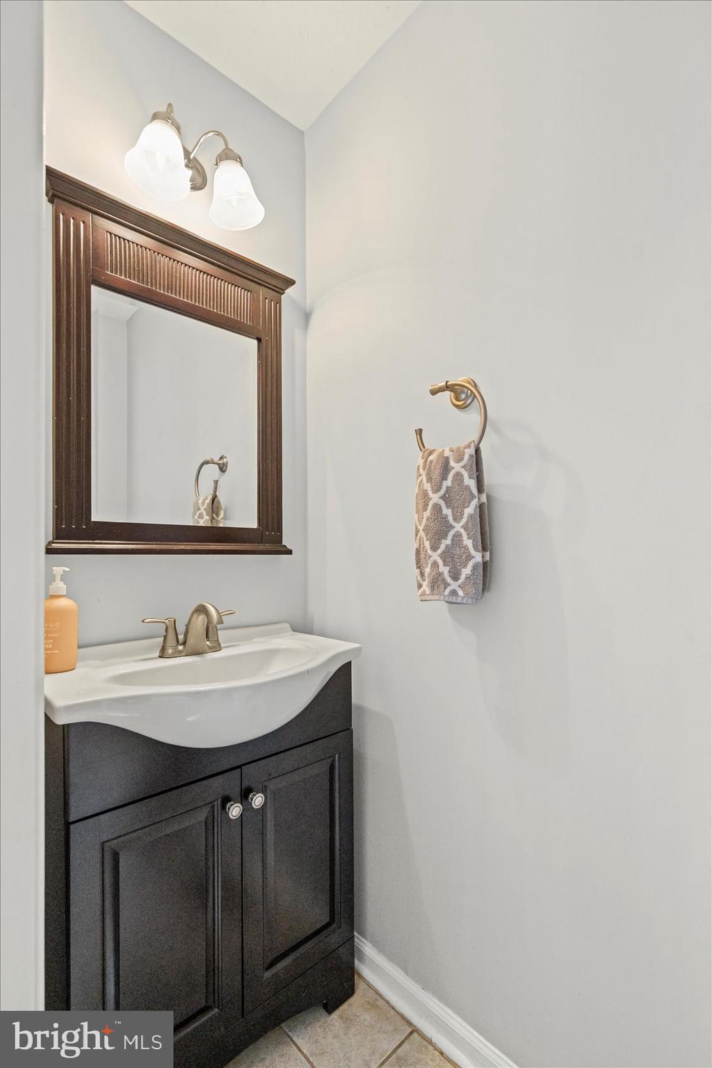 EATON SQUARE - Residential