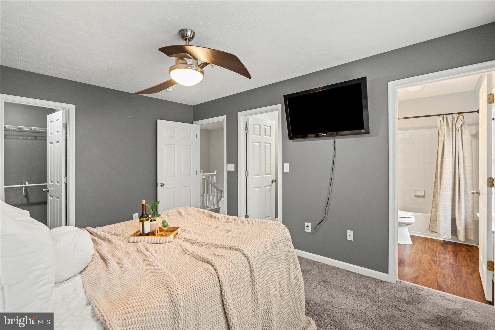 EATON SQUARE - Residential