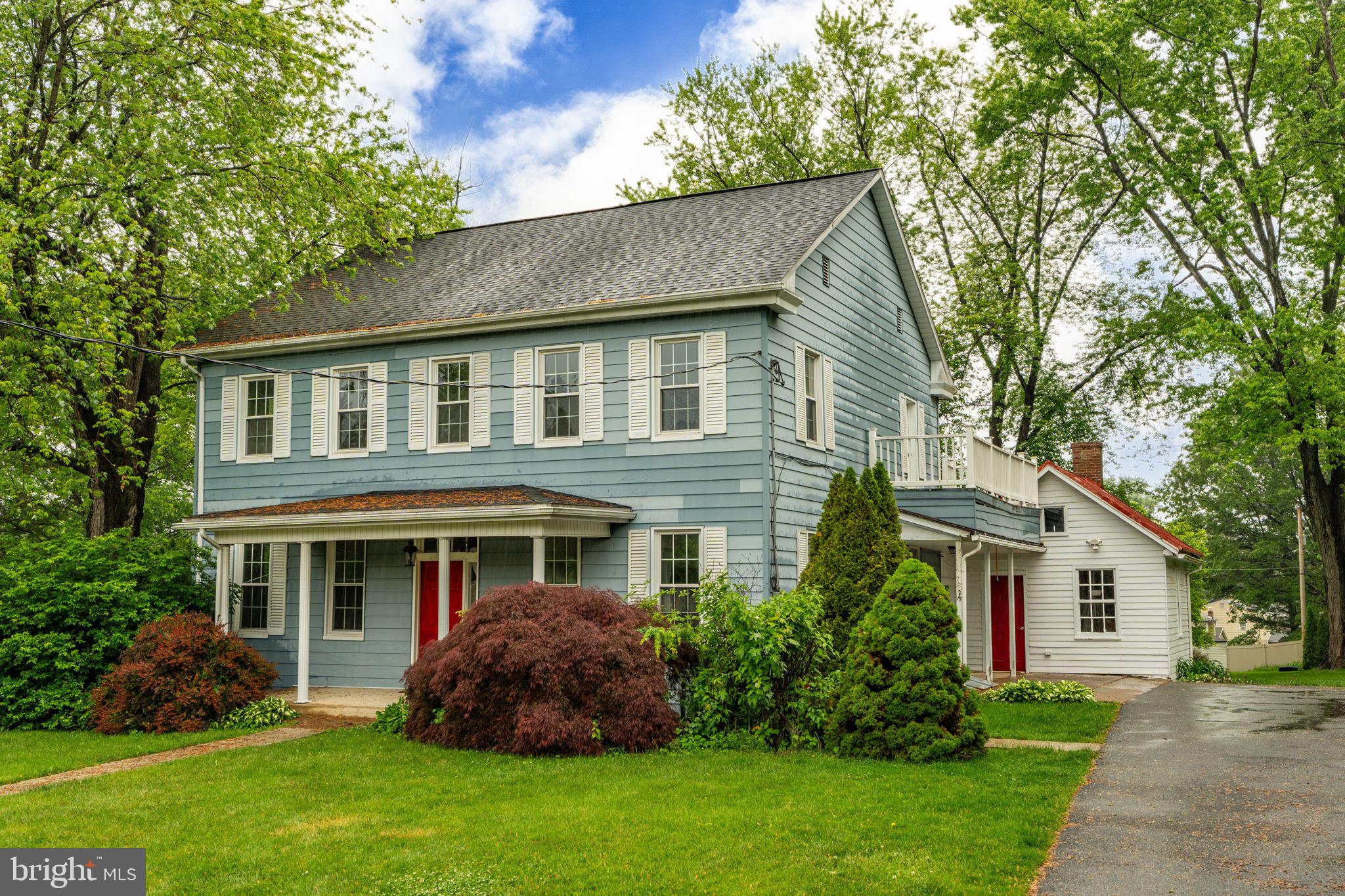 24 KIM ACRES DRIVE