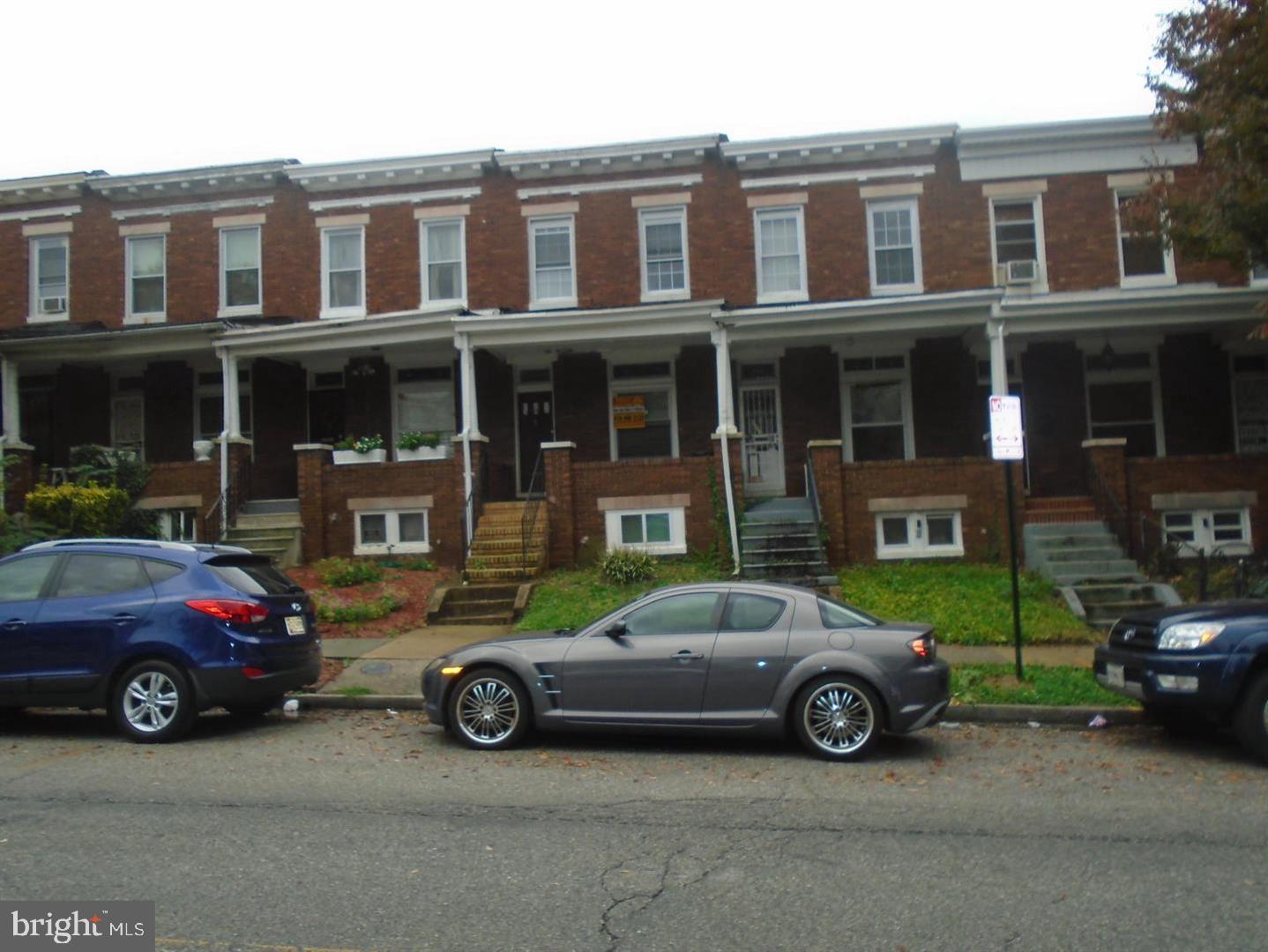 2221 W LEXINGTON STREET