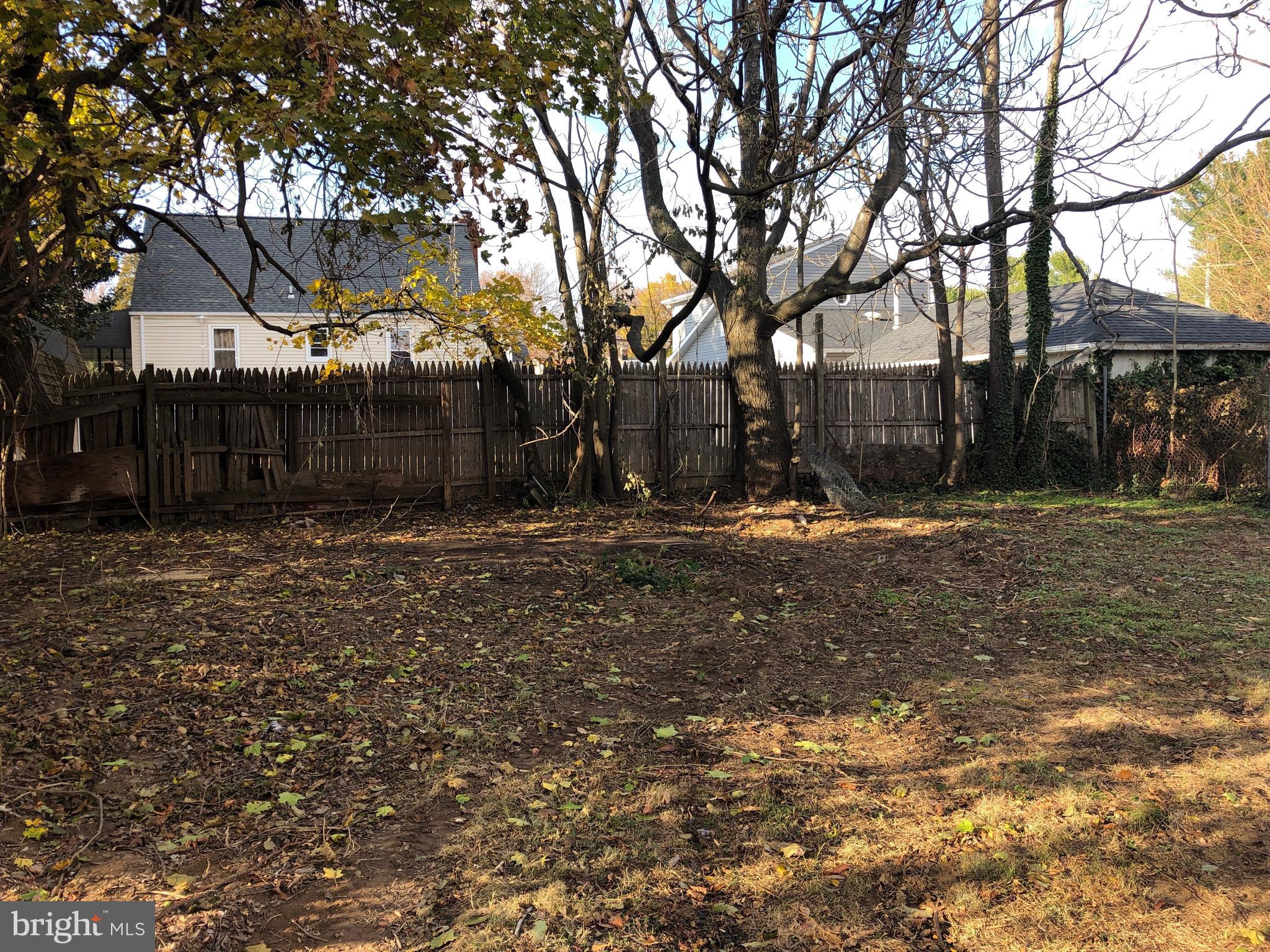 RIVIERA BEACH - Residential