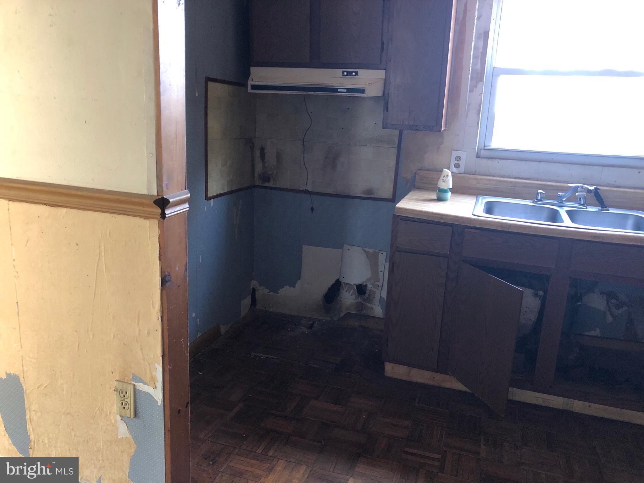 RIVIERA BEACH - Residential