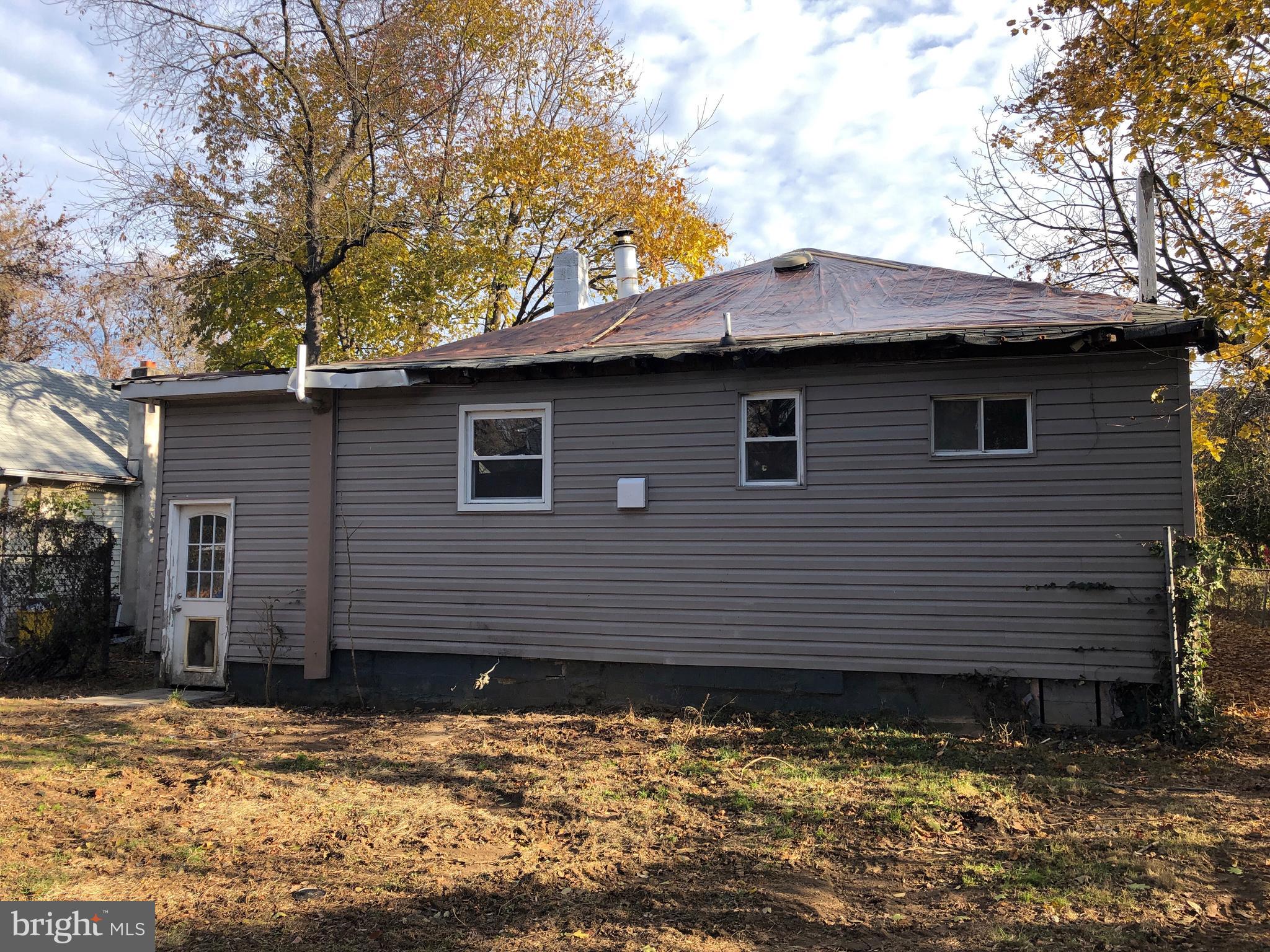 RIVIERA BEACH - Residential