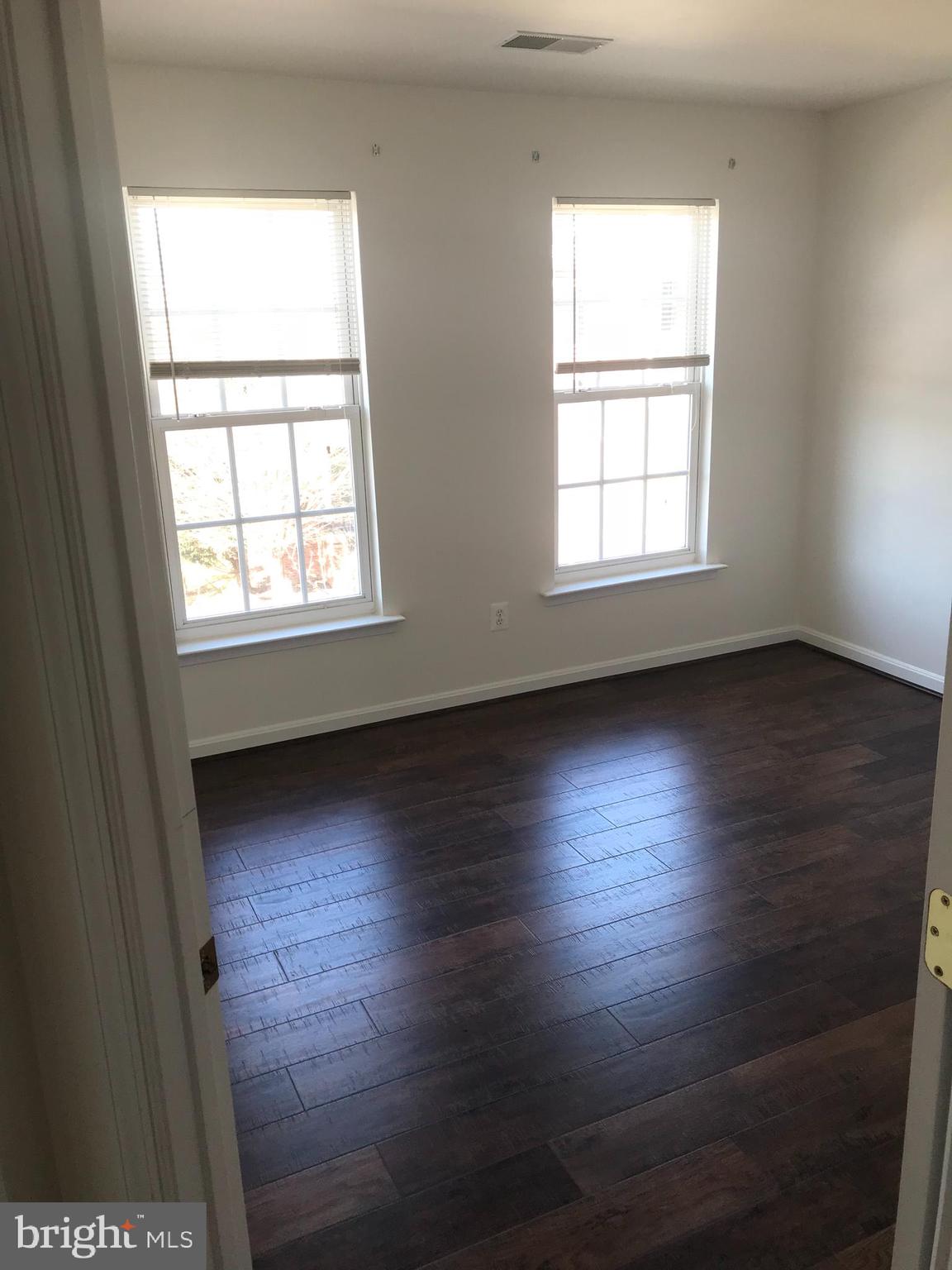 GROVE AT HUNTLEY MEADOWS - Residential Lease