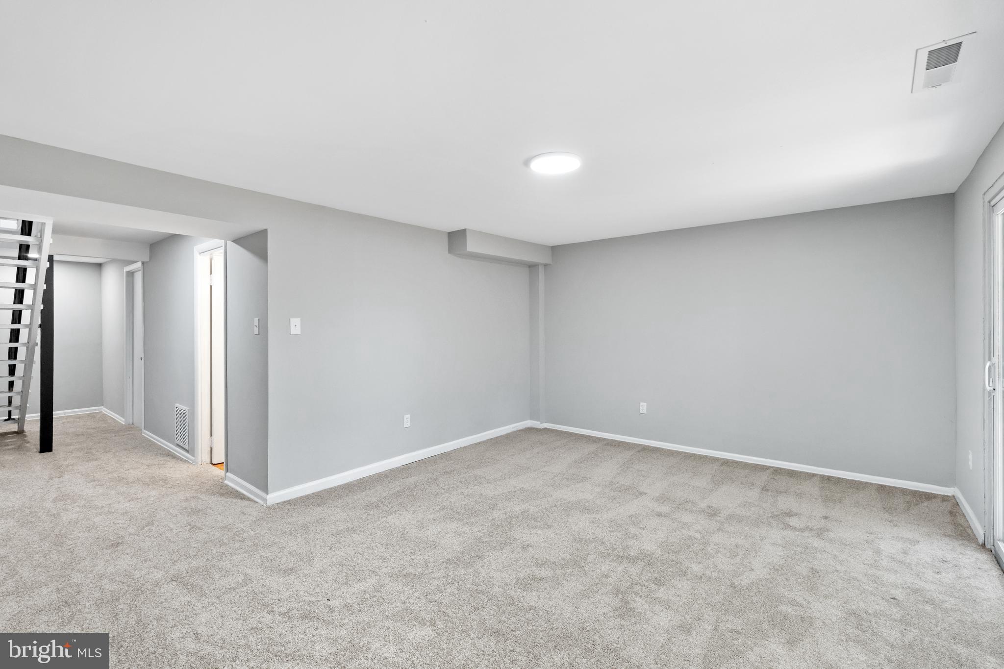 CENTRAL PARK CONDO - Residential