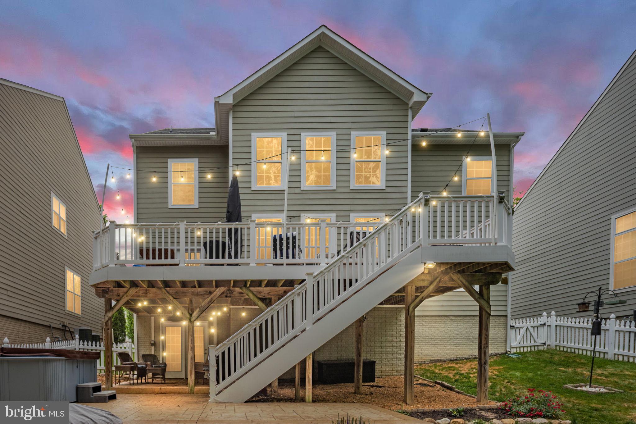 1006 WRIGHT COURT