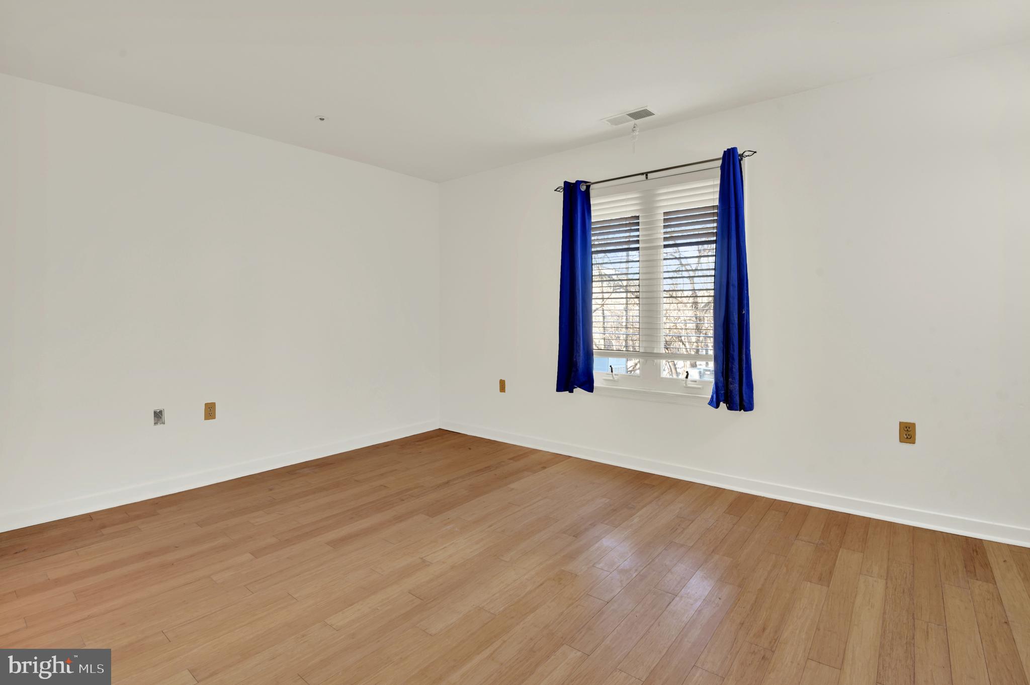 PARRS RIDGE - Residential