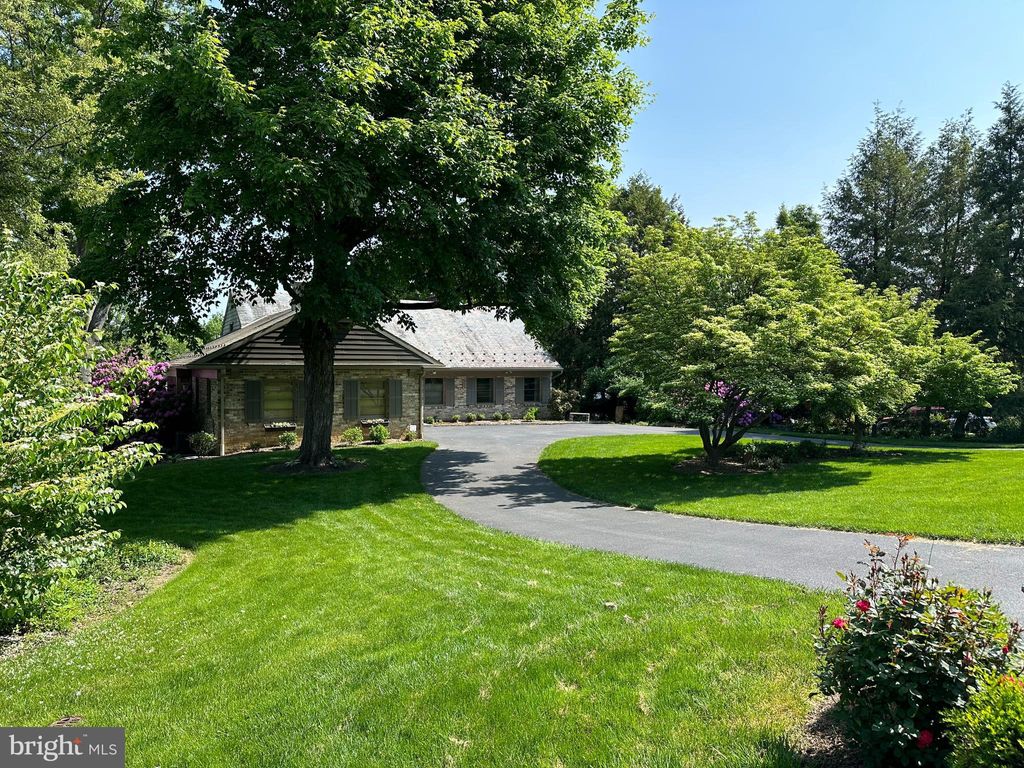 Photo of 1403 CENTER RD, LANCASTER, PA 17603 (MLS # PALA2037944)